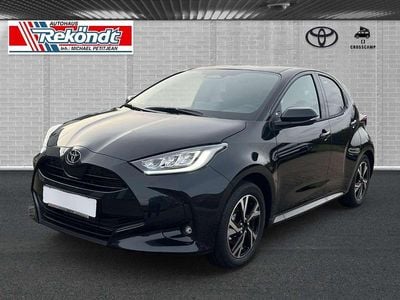 Neu Toyota Yaris Hybrid 116 PS (85 kW) 2025 Mysticschwarz Limousine
