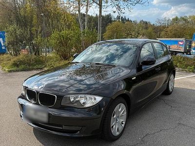 Usata BMW 118 146 CV (107 kW) 2011 Nero Utilitaria