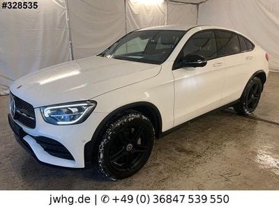 Gebraucht Mercedes GLC300e AMG 320 PS (235 kW) 2021 Polarweiss Coupé