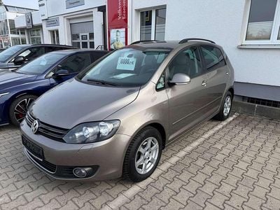Gebraucht VW Golf VII Life 105 PS (77 kW) 2013 Kaschmirbraun metallic Kleinwagen