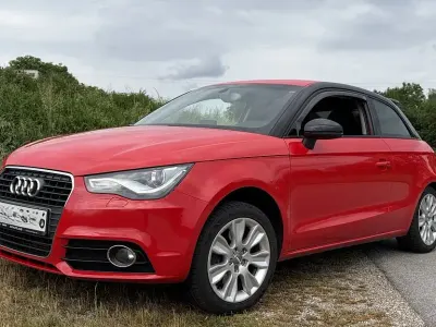 Gebraucht Audi A1 Ambition 105 PS (77 kW) 2013 Rot Kleinwagen