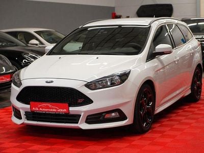 Gebraucht Ford Focus ST 250 PS (183 kW) 2016 Weiß Kombi