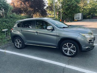 Peugeot 4008