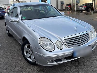 Brugt Mercedes E280 177 HK (130 kW) 2004 Sølv Sedan