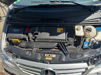 Silber Gebraucht 2013 Mercedes Viano Edition Van / Kleinbus | 18.500 € (Fairer Preis)