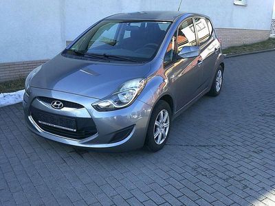 Grau Gebraucht 2012 Hyundai ix20 Classic Kleinwagen | 2.999 € (Teuer)