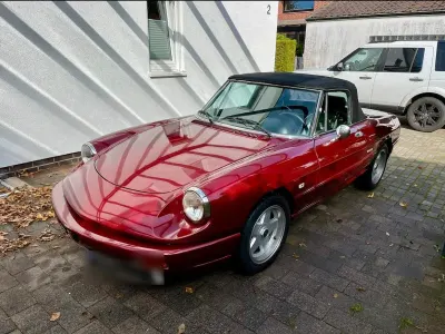 Gebraucht Alfa Romeo Spider 120 PS (88 kW) 1992 Rot Cabrio
