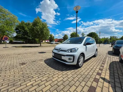 Gebraucht VW up! Beats 90 PS (66 kW) 2017 Weiß Kleinwagen