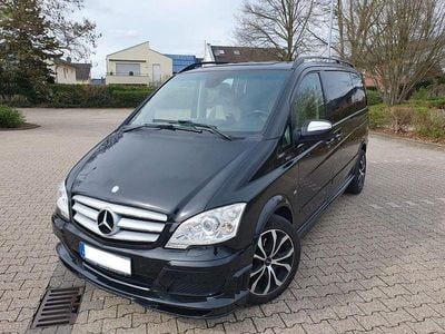 Second-hand Mercedes Viano 224 CP (164 kW) 2011 Negru Monovolum