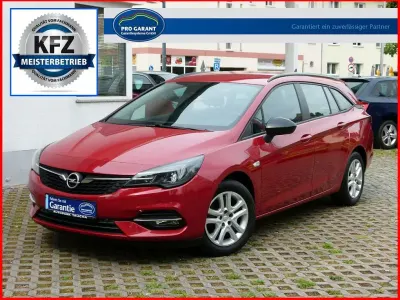Gebraucht Opel Astra Business 131 PS (96 kW) 2021 Peperoncino red Kombi