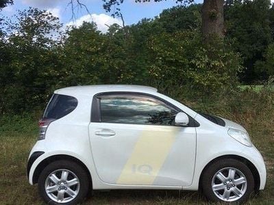 Toyota iQ