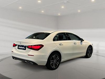 Second-hand Mercedes A200 Progressive 163 CP (119 kW) 2024 Alb Berlinǎ