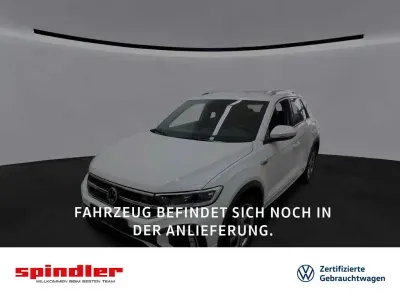Usata VW T-Roc R-line 150 CV (110 kW) 2023 Bianco SUV