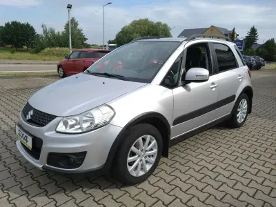 Gebraucht Suzuki SX4 Style 120 PS (88 kW) 2011 Silber SUV
