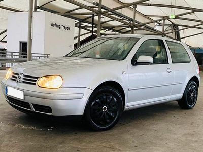 Silber Gebraucht 2003 VW Golf IV Kleinwagen | 2.390 € (Fairer Preis)