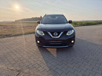 Gebraucht Nissan X-Trail Tekna 177 PS (130 kW) 2017 Black pearl (m) SUV