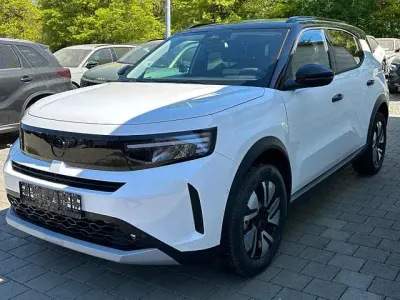 Nuova Opel Frontera 145 CV (106 kW) 2026 Bianco SUV