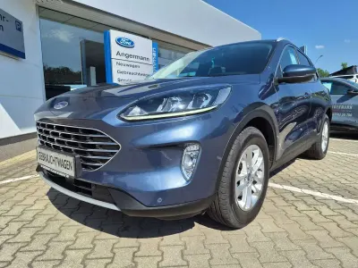 Gebraucht Ford Kuga Titanium 150 PS (110 kW) 2022 Chromablau metallic SUV