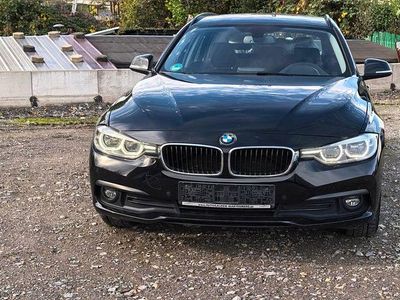 Gebraucht BMW 318 Advantage 150 PS (110 kW) 2017 Schwarz Kombi