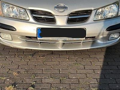 Usata Nissan Almera 114 CV (83 kW) 2002 Argento Berlina