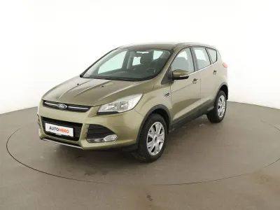 Gebraucht Ford Kuga Trend 150 PS (110 kW) 2015 Grün SUV