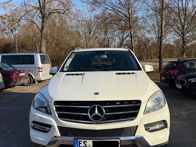 Weiß Gebraucht 2013 Mercedes ML250 SUV | 19.499 € (Etwas zu teuer)
