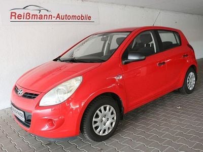 Gebraucht Hyundai i20 Classic 77 PS (56 kW) 2012 Rot Kleinwagen