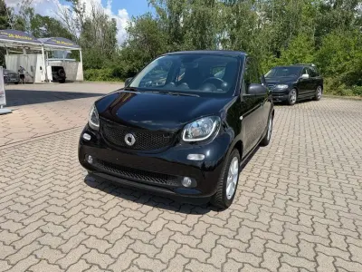Gebraucht Smart ForFour Basis 71 PS (52 kW) 2016 Schwarz Kleinwagen