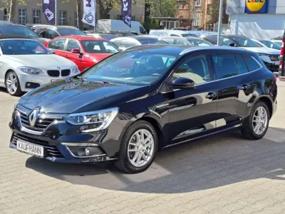 Gebraucht Renault Mégane GrandTour LIMITED Deluxe 159 PS (116 kW) 2020 Schwarz Kombi