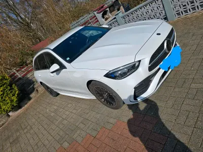 Gebraucht Mercedes C300e 313 PS (230 kW) 2021 Weiß Kombi