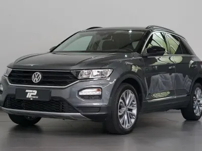 Gebraucht VW T-Roc IQ Drive 150 PS (110 kW) 2019 Grau SUV