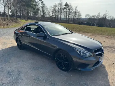 Second-hand Mercedes E200