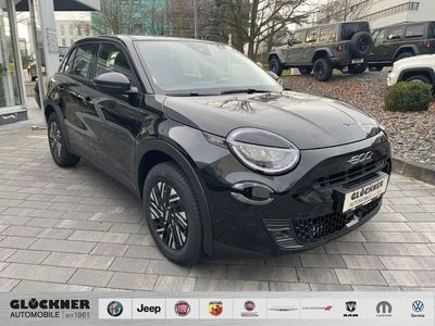 Gebraucht Fiat 600 Basis 136 PS (100 kW) 2024 Schwarz SUV