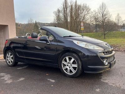 Schwarz Gebraucht 2007 Peugeot 207 CC Cabrio | 2.900 € (Teuer)