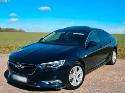 Gebraucht Opel Insignia Sport 136 PS (100 kW) 2018 Andere farben Limousine