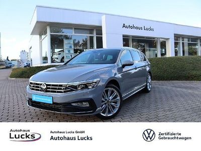 Gebraucht VW Passat R-line 150 PS (110 kW) 2023 Mondsteingrau Kombi