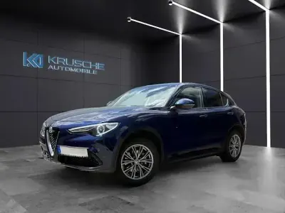 Gebraucht Alfa Romeo Stelvio Lusso 190 PS (139 kW) 2019 Blau SUV