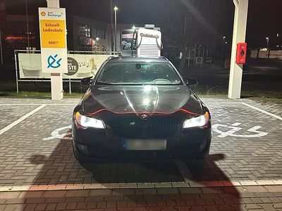 Gebraucht BMW 520 184 PS (135 kW) 2012 Grau Kombi