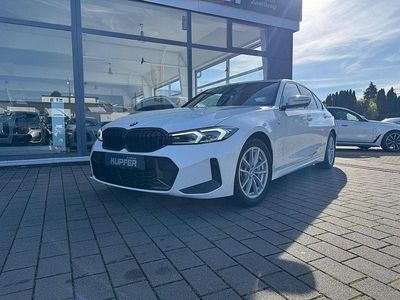 Weiß Gebraucht 2025 BMW 330 Performance Limousine | 43.800 € (Guter Preis)