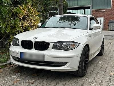 Gebraucht BMW 116 Sport Line 122 PS (89 kW) 2010 Weiß Kleinwagen