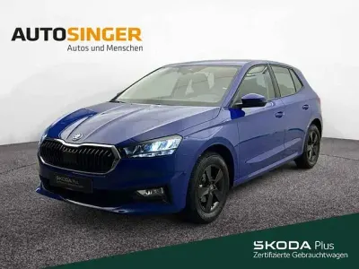 Gebraucht Skoda Fabia Essence 80 PS (58 kW) 2025 Energyblau Kleinwagen
