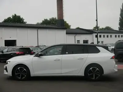 Gebraucht Opel Astra GS Line 131 PS (96 kW) 2025 Weiß Kleinwagen