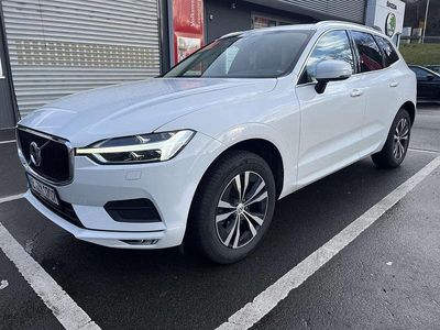 Weiß Gebraucht 2020 Volvo XC60 Momentum SUV | 26.950 € (Guter Preis)