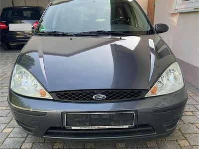 Usata Ford Focus 2004 Grigio Utilitaria