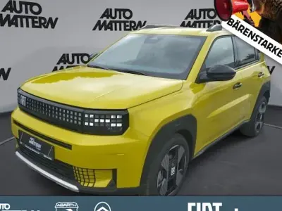 Usata Fiat Grande Panda La Prima 110 CV (80 kW) 2025 Giallo Utilitaria