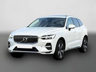 Weiß Gebraucht 2022 Volvo XC60 Plus SUV | 42.980 € (Etwas zu teuer)