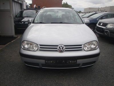 Silber Gebraucht 2001 VW Golf IV Basis Kombi | 1.499 € (Fairer Preis)