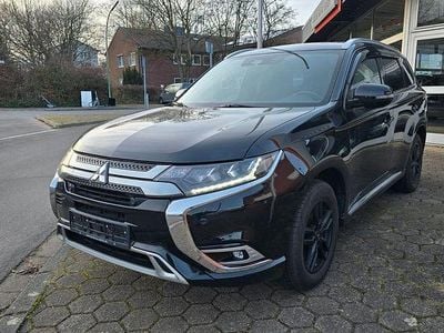 Gebraucht Mitsubishi Outlander P-HEV Top 135 PS (99 kW) 2019 Schwarz SUV