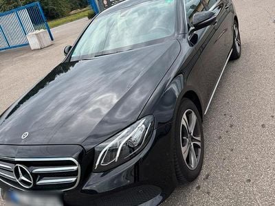Mercedes E200