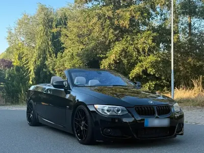 Gebraucht BMW 330 M Sport 311 PS (228 kW) 2010 Schwarz Cabrio